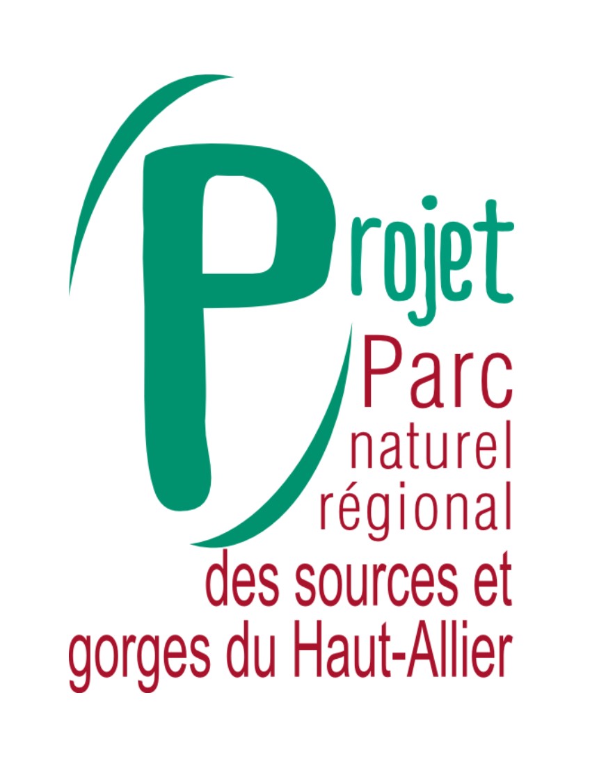 Logo vert et rouge du Parc naturel régional des sources et gorges du Haut-Allier